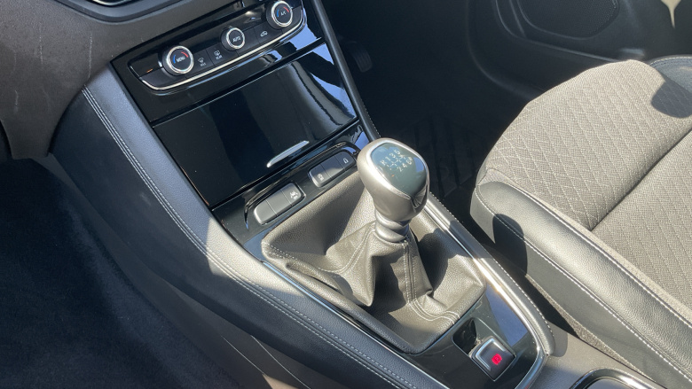 Vauxhall Grandland 1.2 Turbo GS Line 5dr Petrol Hatchback